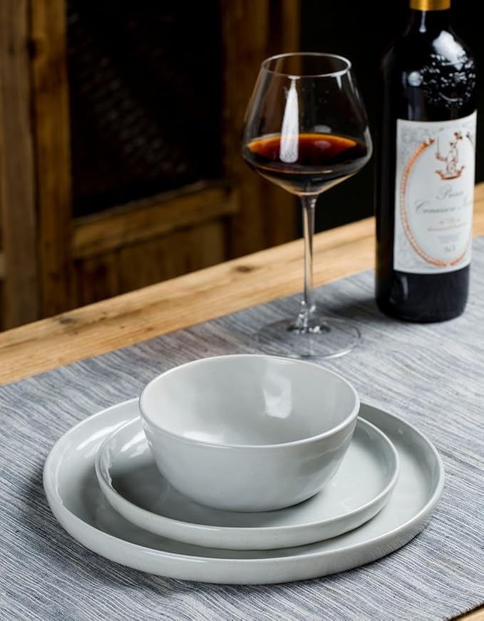 Famiware Mars Plates and Bowls Set, 24 Pieces Dinnerware Sets, Dishes Set for 8, Light Gray