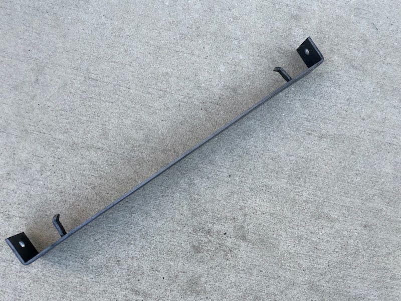 Sandbaggy 10" x 1 ⅛" Concrete Spreader Cleats - 1 ⅛" Plywood - Form Clips - Black Annealed Steel - Maintains Consistent 10 inch Wall Thickness (10" Wall, 1-1/8" Ends, 50, Count)