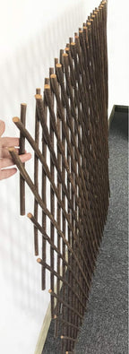 Expandable Garden Trellis Plant Support Willow Lattice Fence Panel for Climbing Plants Vine Ivy Rose Cucumbers Clematis