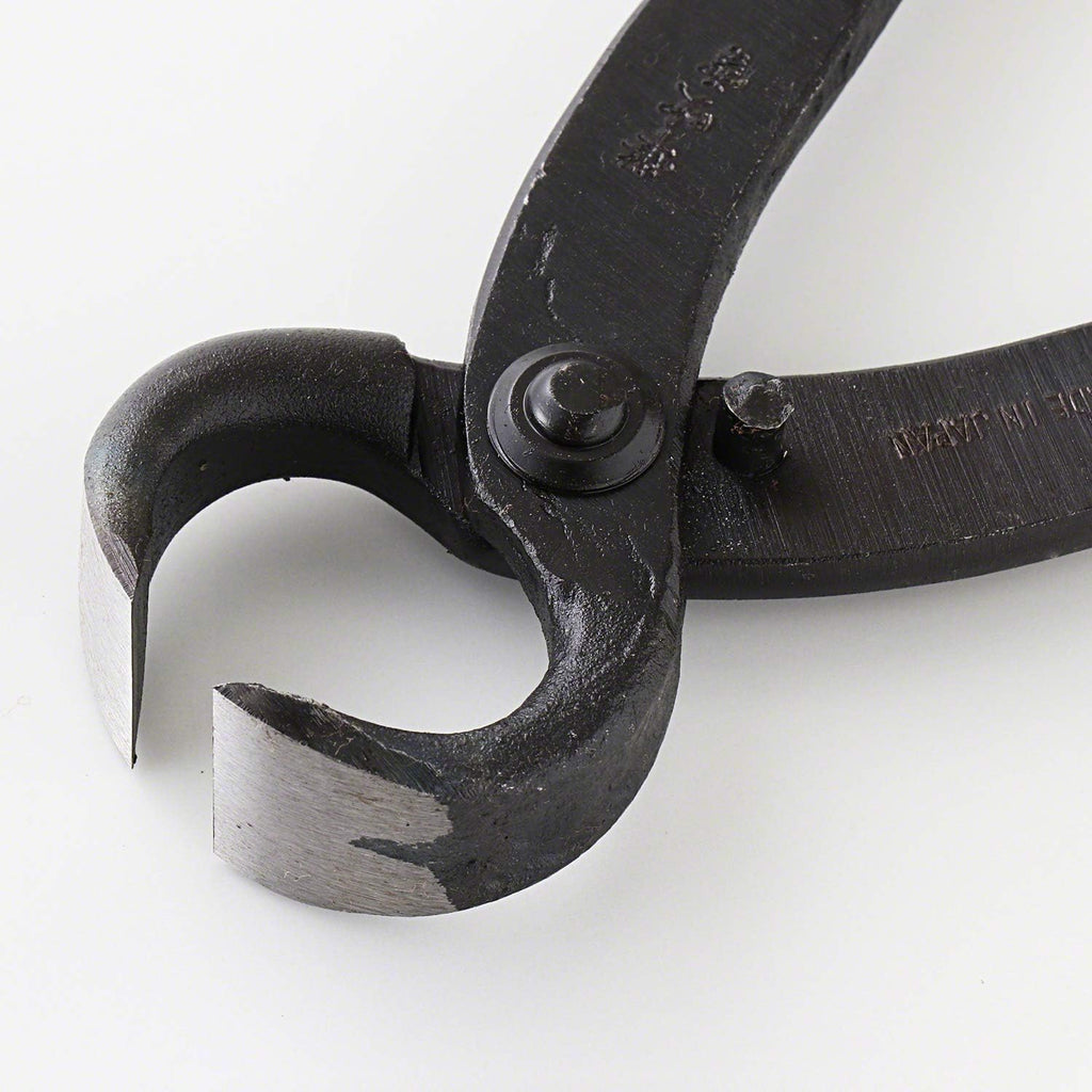 Wazakura Hand Forged Bonsai Root Cutter MADE IN JAPAN 6.7 inch (170 mm), Black Carbon Steel Bonsai Tree Cutter for Branch and Roots, Multipurpose Japanese Gardening Tools