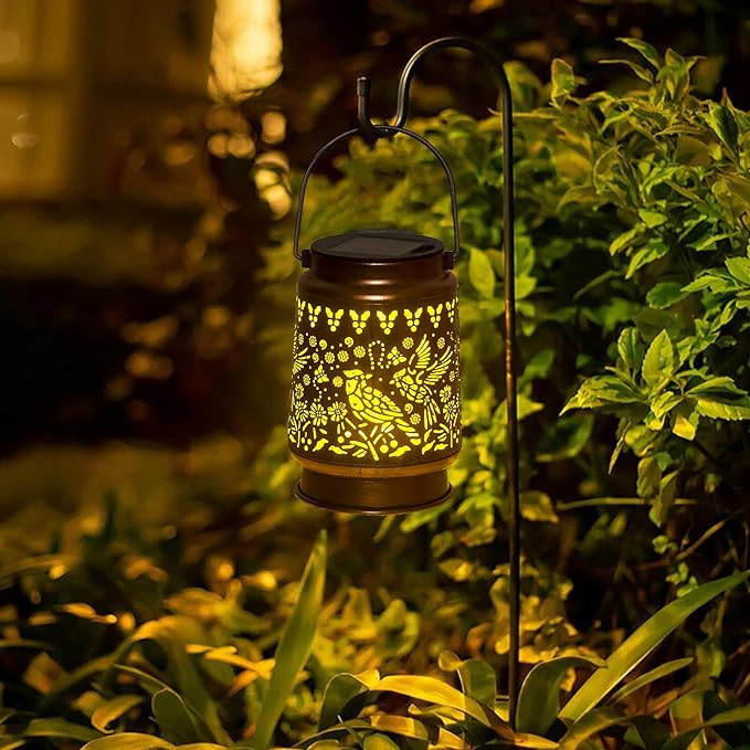 Styleonme Cardinals Lover Solar Light, Mother's Day Lantern Gift for Mom Grandma Women Sister, Hanging Image Cardinals Lanterns, Yard Corridor Garden Decor, Thanksgiving Day, Birthday Gifts