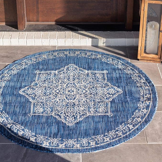 Unique Loom Outdoor Traditional Collection Area Rug - Antique (4' 1" Round, Blue/ Gray)