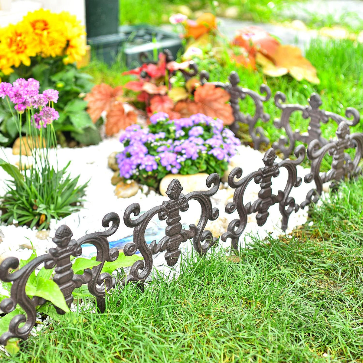 Sungmor Decorative Cast Iron Flower Bed Edging for Landscaping, 4PC Heavy Duty & Sturdy Low Garden Fence, 9.4" Tall Small Picket Fence, Pretty Vintage Lawn Edge Barrier, Outdoor Yard Decor Stakes
