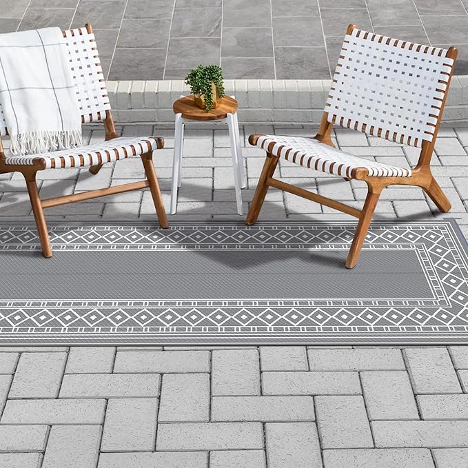 GENIMO Outdoor Rug Waterproof for Patio, 2.5'x8' Foldable Reversible Plastic Straw Runner Rugs and Carpet for Porch, Outside Area Mat for Rv, Deck, Picnic, Camper, Balcony, Beach, Grey & White
