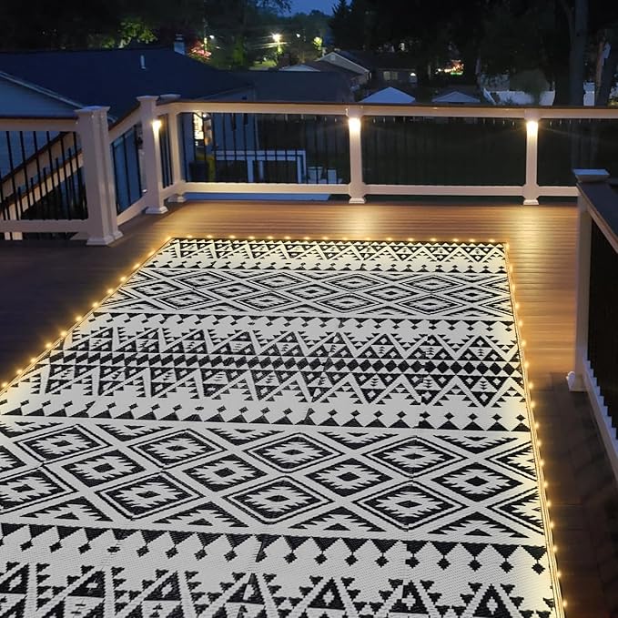 8x10ft Waterproof Outdoor Rug with LED Lights, Bohemia Reversible Plastic Straw Mat for Patio RV Camping Picnic Balcony Beach Deck Indoor Outdoor Carpet, Black&White