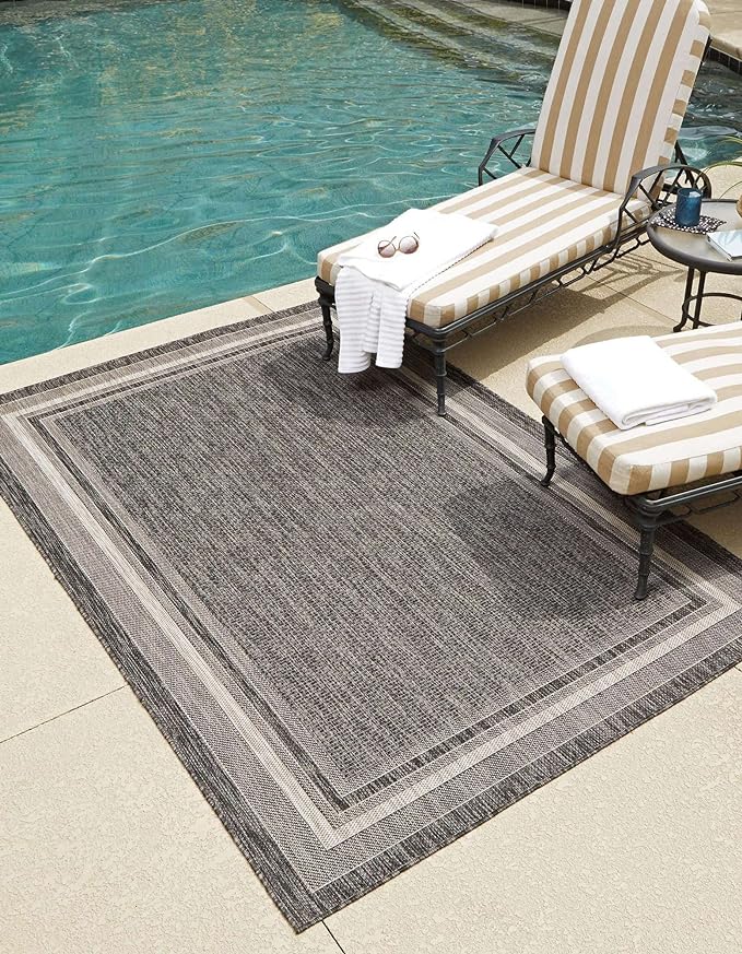 Unique Loom Outdoor Border Collection Area Rug - Soft Border (7' 10" x 10' Rectangle Black/Ivory)